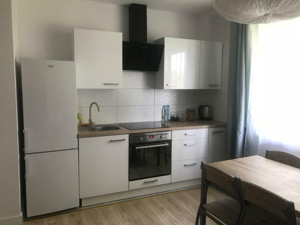 Golden Apartament Proletariacka Apartment Bialystok Bagian luar foto